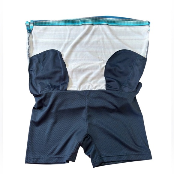 NWOT, Adidas,  XS Striped Skort With Inner Shorts – Teal/Blue/White 🏃‍♀️‍➡️ - Picture 3 of 9